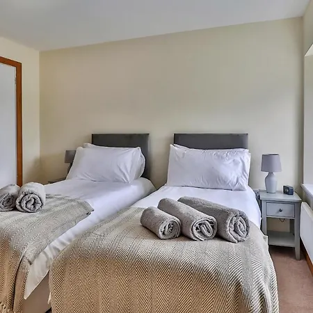 Daire Finest Retreats - Victory Mill - Two *