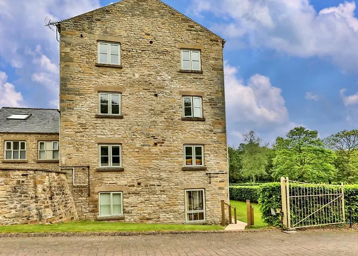 Finest Retreats - Victory Mill - Two *